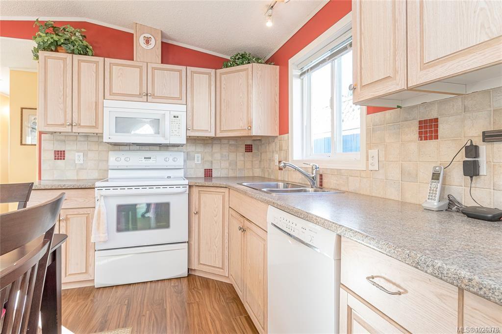 Fifth View of 3955 Valewood Dr, Nanaimo, BC, V9T 6B9