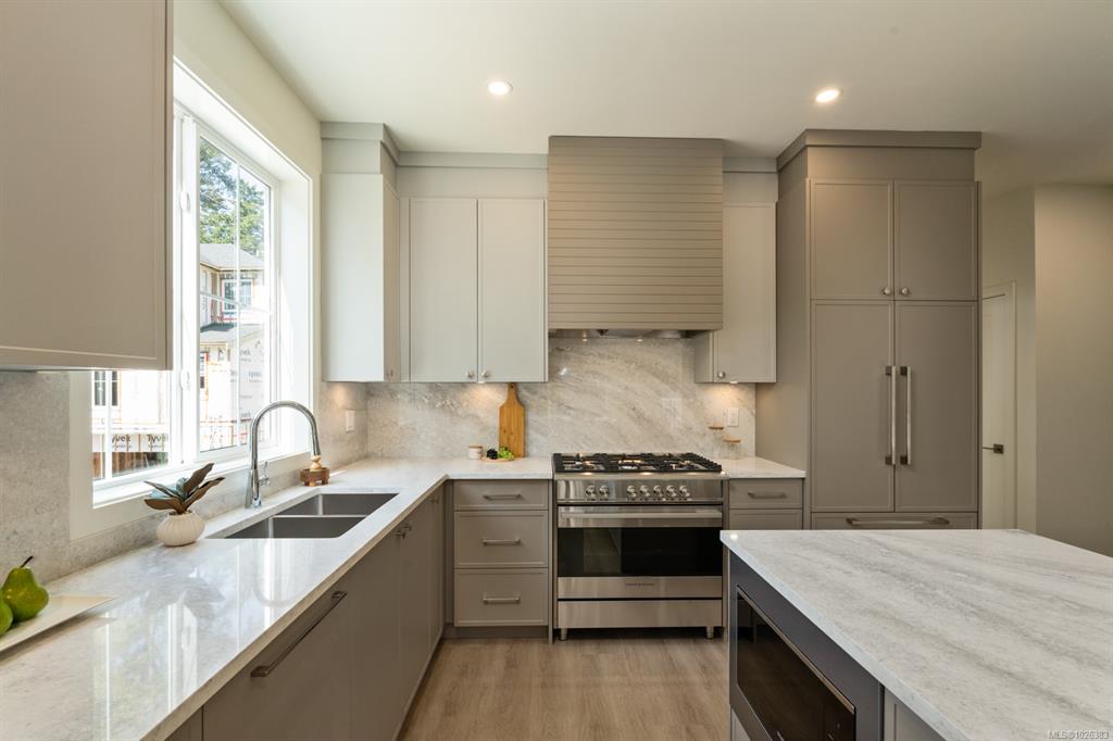 Fifth View of 2770 Vantilburg Cres, Fairway Gardens, Langford, BC, V9B 3K4