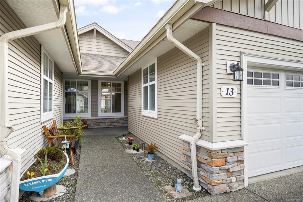 Third View of 631 Blenkin Ave, OCEANWOOD GARDENS, Parksville, BC, V9P 2Z4