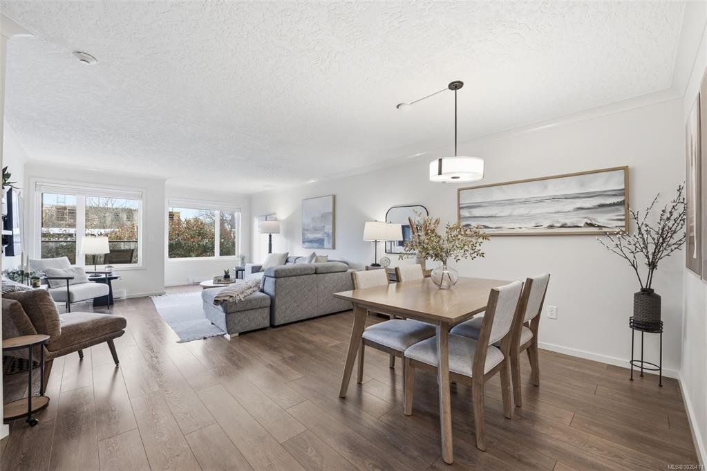 Fifth View of 1121 Oscar St, Glenmuir Place, Victoria, BC, V8V 2X3