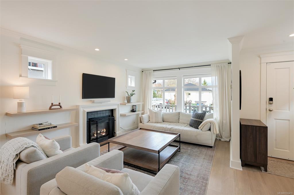 Fourth View of 1317 Balmoral Rd, Victoria, BC, V8R 1L6