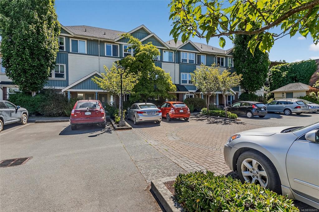 Third View of 1019 North Park St, Victoria, BC, V8T 5L4