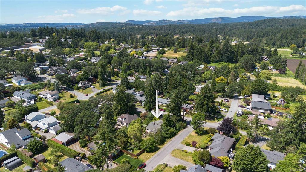 Second View of 4155 North Rd, Saanich, BC, V8Z 5H9