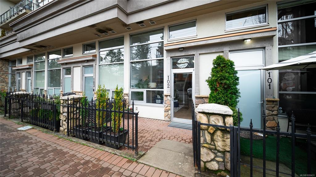 866 Goldstream Ave, 1026431, BC,