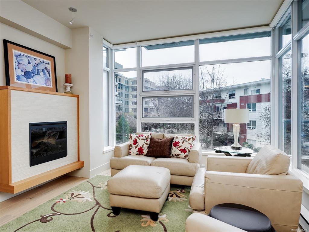 Fourth View of 365 Waterfront Cres, Victoria, BC, V8T 0A6