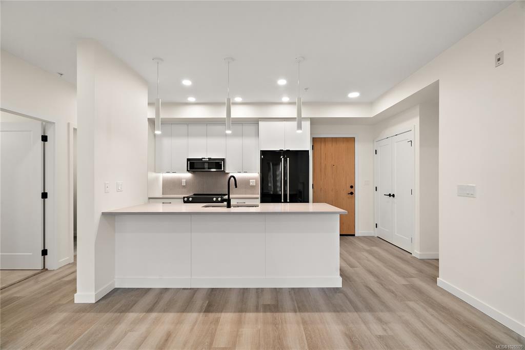 Second View of 610 Lampson St, Esquimalt, BC, V9A 0L4