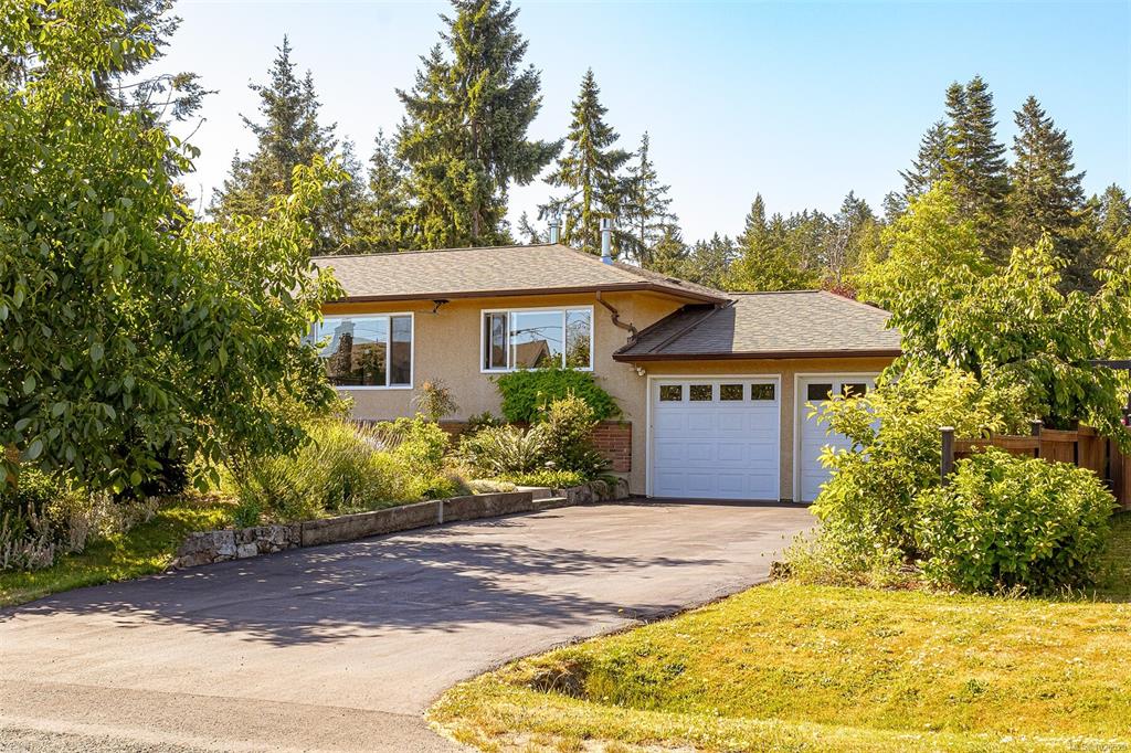 Second View of 1961 Hovey Rd, Central Saanich, BC, V8M 1V8