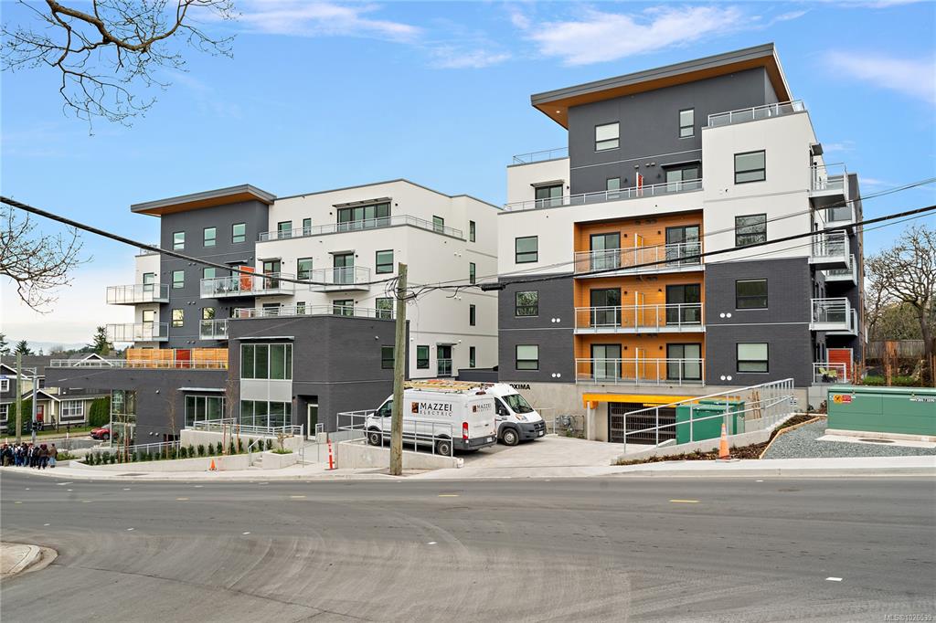 Fifth View of 610 Lampson St, Esquimalt, BC, V9A 0L4