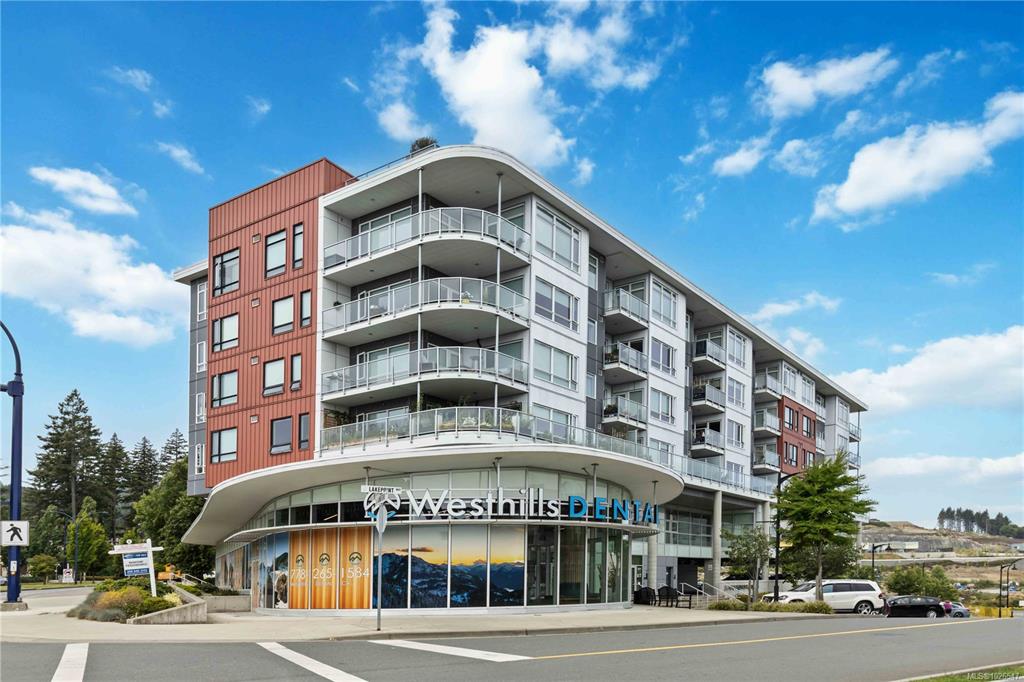 1311 Lakepoint Way, 1026547, BC,