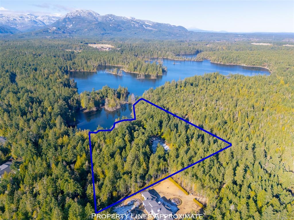Second View of 2740 Lakeview Rd, Qualicum Beach, BC, V9K 2L7