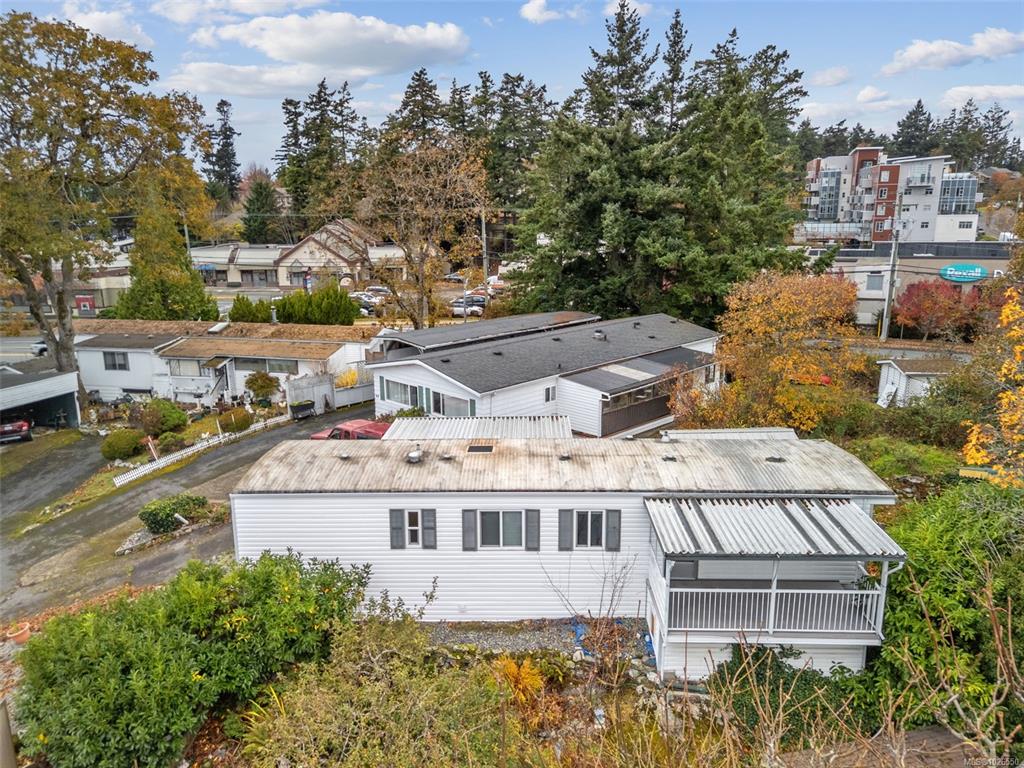 Third View of 1498 Admirals Rd, View Royal, BC, V9A 2R1