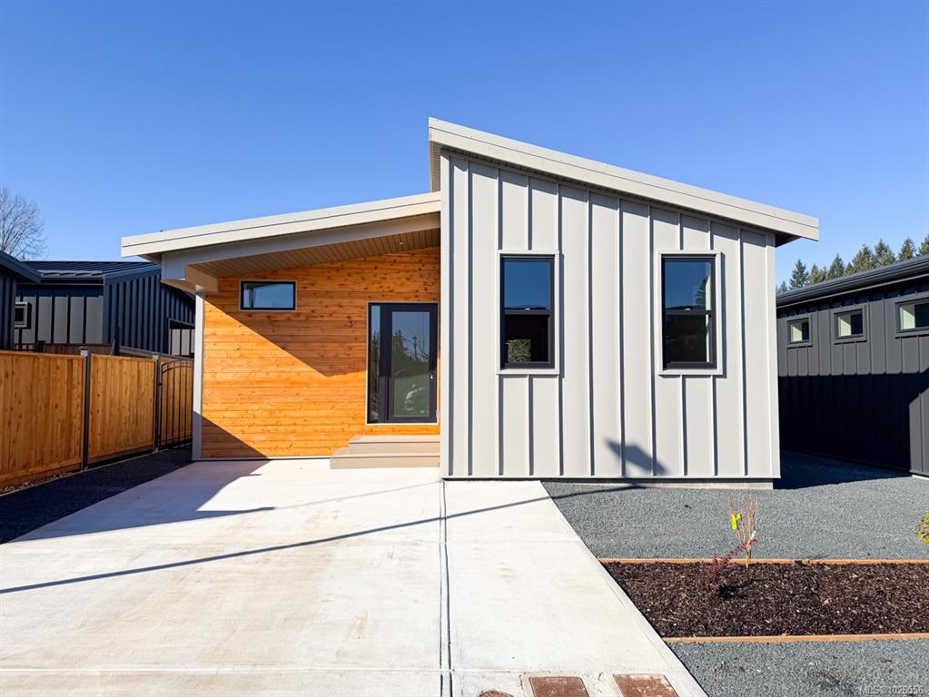 3025 Royston Rd, 1026556, BC,