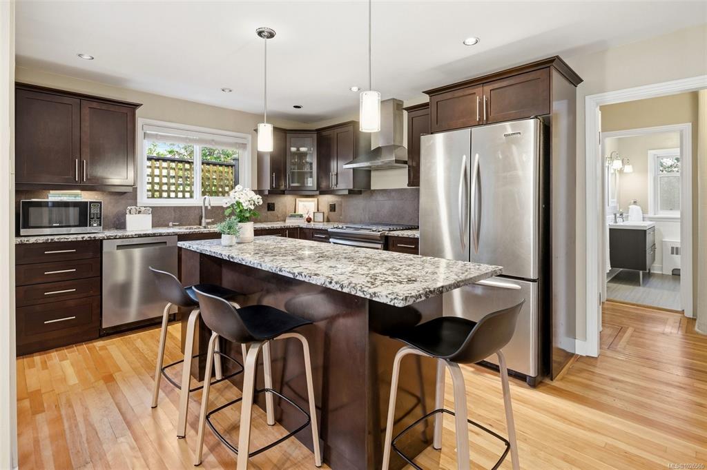 Fourth View of 3511 Salsbury Way, Saanich, BC, V8P 3K7