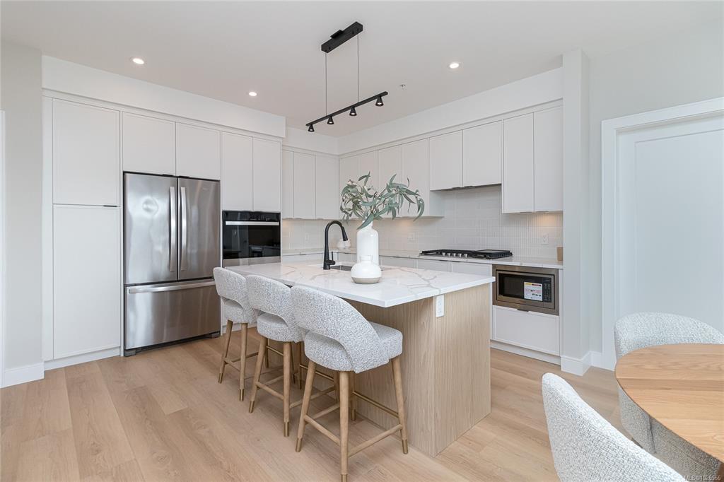 Fifth View of 1810 Selenite Pl, Langford, BC, V9B 7E2