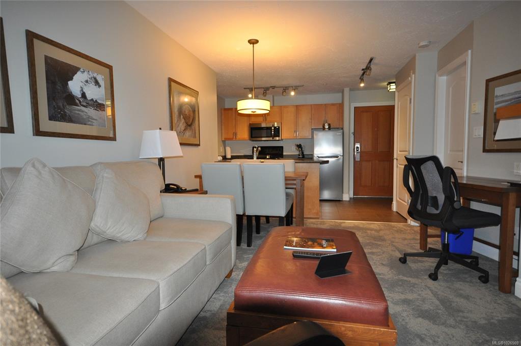 Third View of 1800 Riverside Lane, Old House and Spa, Courtenay, BC, V9N 8C7