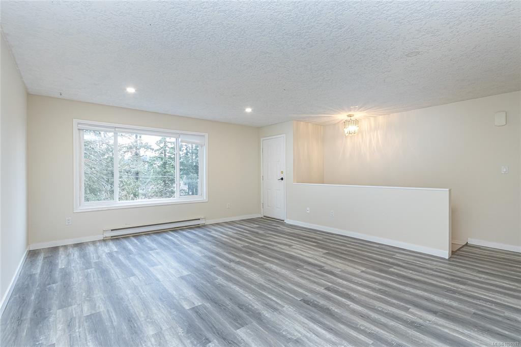 Third View of 375 Kislingbury Lane, View Royal, BC, V8X 2L5