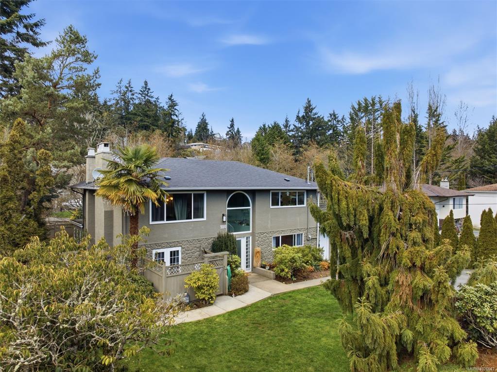 Second View of 550 Phelps Ave, Langford, BC, V9B 3H7
