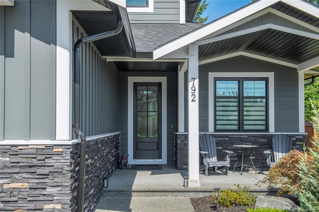 Fourth View of 792 Salal St, Campbell River, BC, V9H 0E7