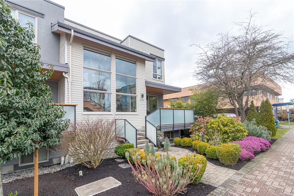 9710 Fifth St, 1026782, BC,