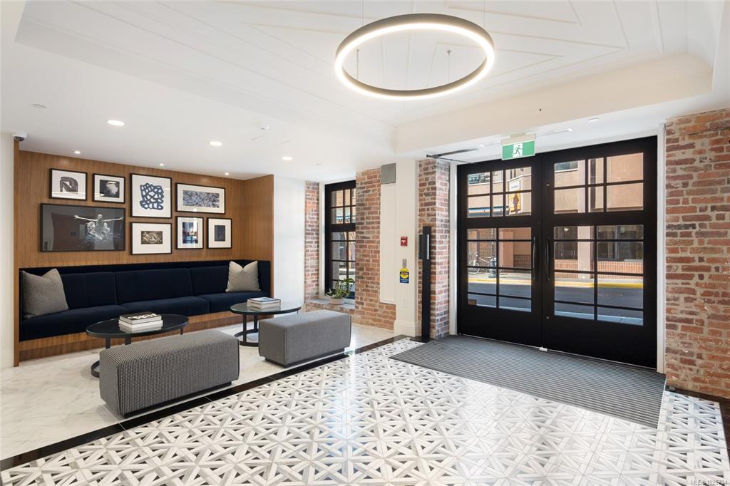 Third View of 888 Government St, Victoria, BC, V8W 0G5