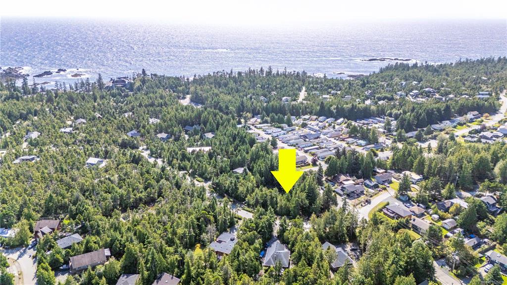 Fourth View of 844 Rainforest Dr, Ucluelet, BC, V0R 3A0