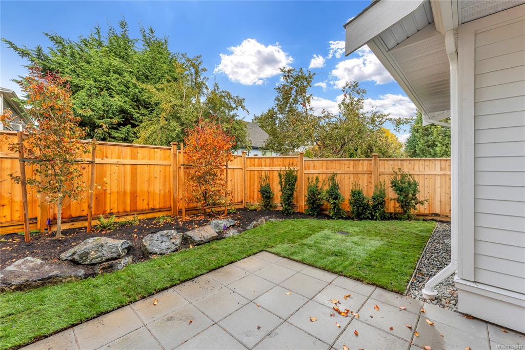 Fifth View of 3098 Washington Ave, Washington, Victoria, BC, V9A 0J5