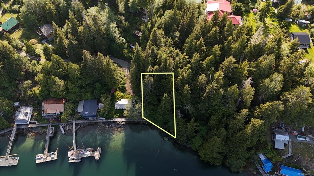 Third View of 167 Regent St, Bamfield, BC, V0R 1B0
