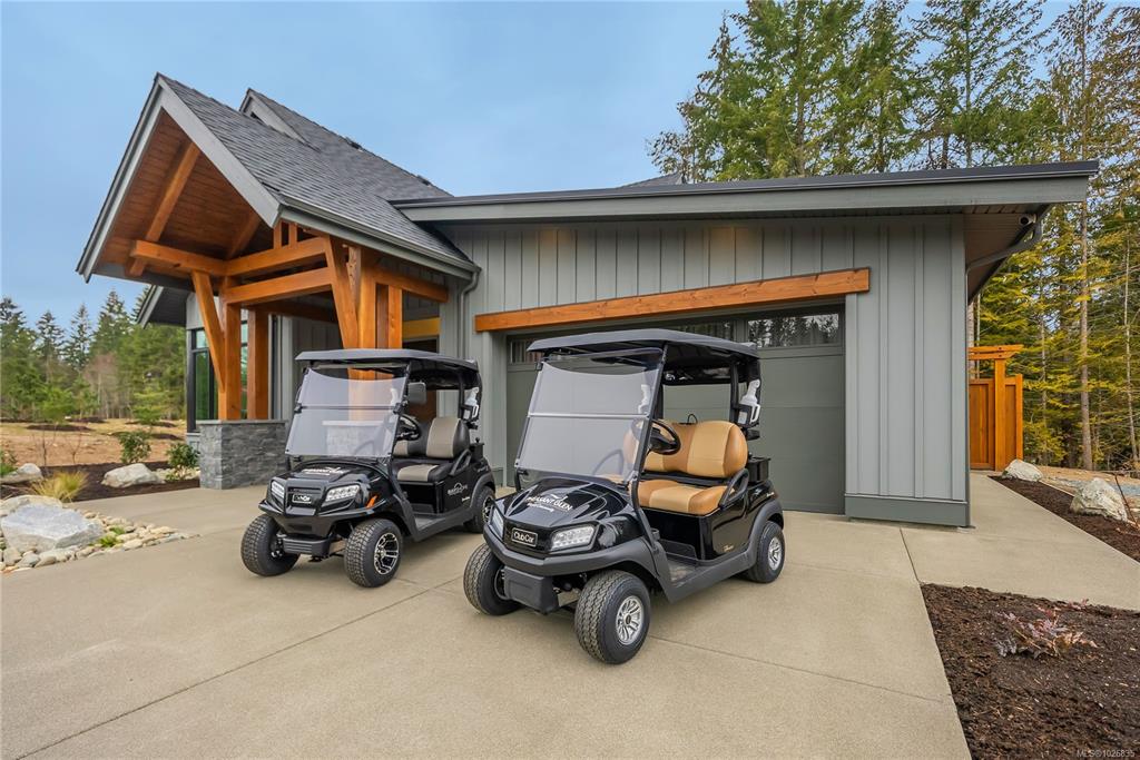 513 Hole In One Dr, 1026835, BC,