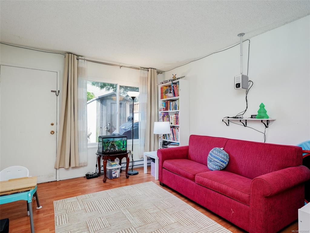 Third View of 50 Montreal St, Harbour Park, Victoria, BC, V8V 1Y5