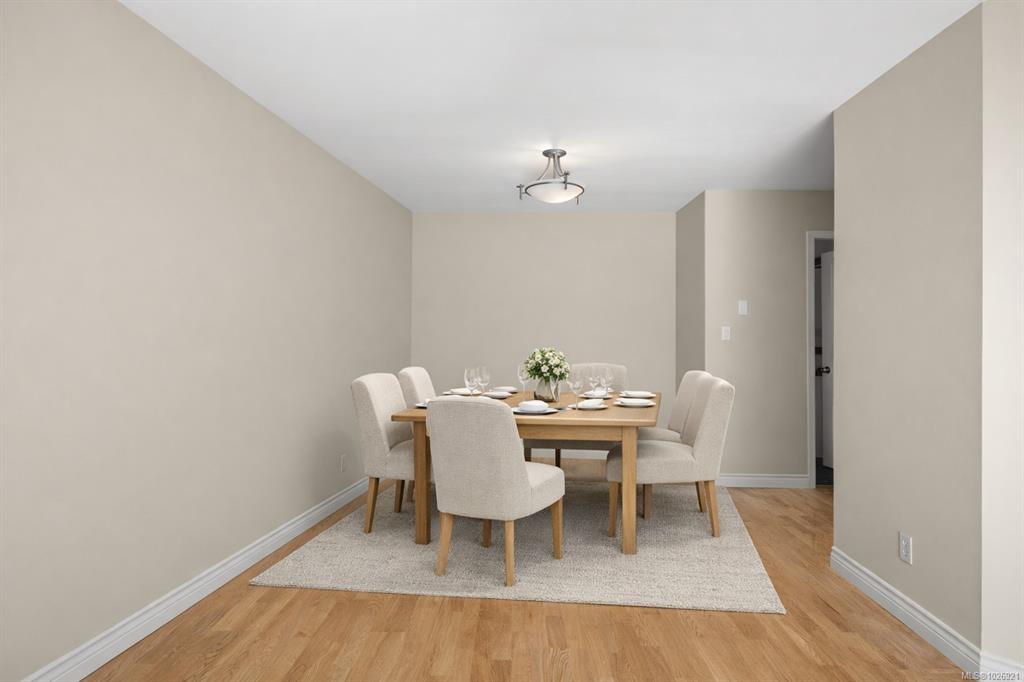 Fifth View of 33 Songhees Rd, Victoria, BC, V9A 7M6