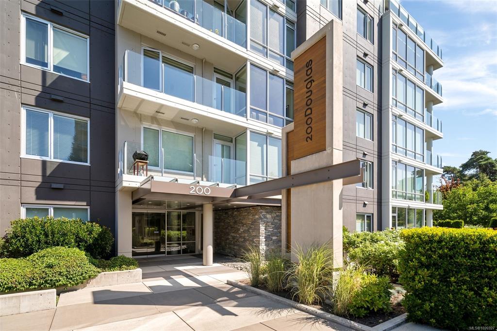 Second View of 200 Douglas St, Victoria, BC, V8V 2P2