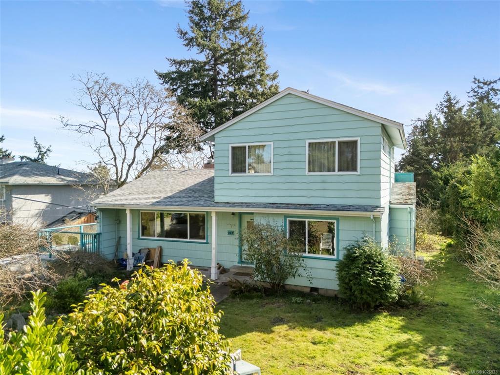 Third View of 227 Suzanne Pl, View Royal, BC, V9B 1P1