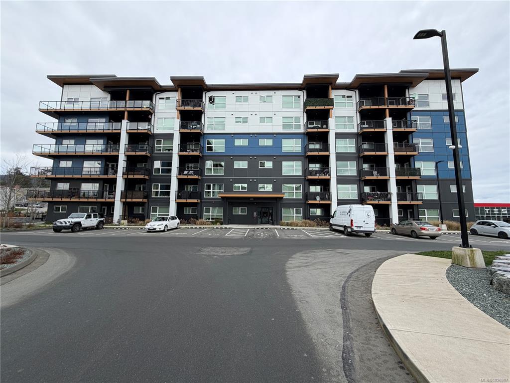 2461 Gateway Rd, 1026967, BC,