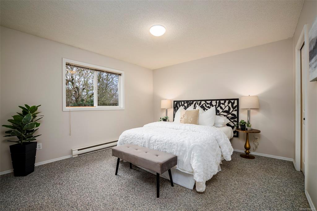 Fifth View of 624 Winchester Ave, Nanaimo, BC, V9R 4B8