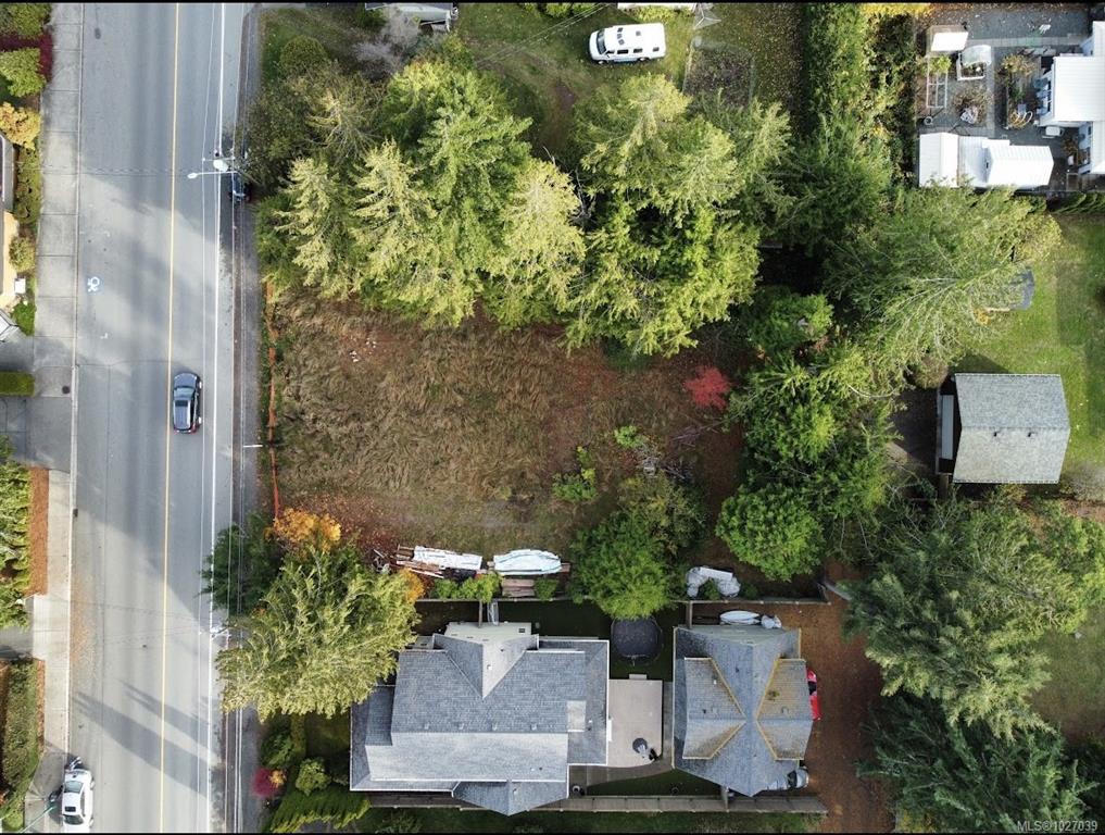 Fourth View of 172 Fern Rd W, Qualicum Beach, BC, V9K 1S4