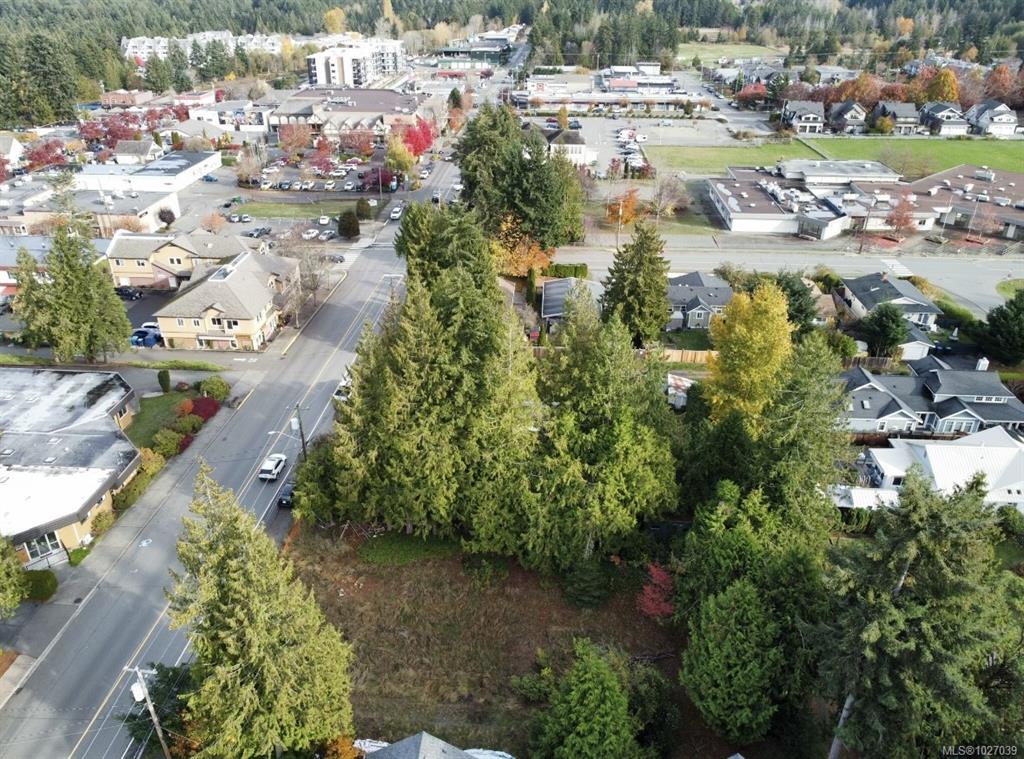 Fifth View of 172 Fern Rd W, Qualicum Beach, BC, V9K 1S4