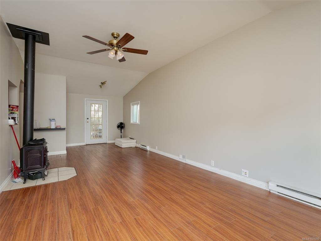 Fourth View of 2814 Carlow Rd, Langford, BC, V9B 4E3