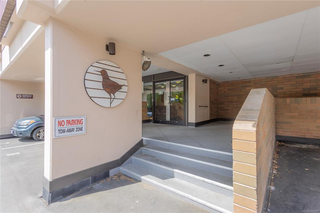 Third View of 1630 Quadra St, Victoria, BC, V8W 3J5