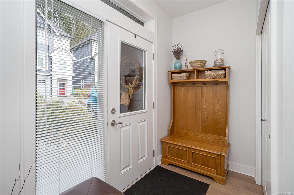 Fifth View of 1064 Gala Crt, Hawthorne, Langford, BC, V9C 2Y2