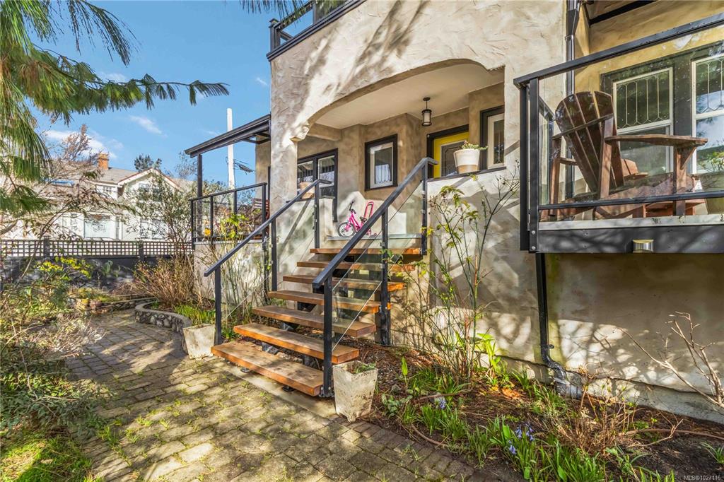 Fourth View of 349 Vancouver St, Victoria, BC, V8V 3T3