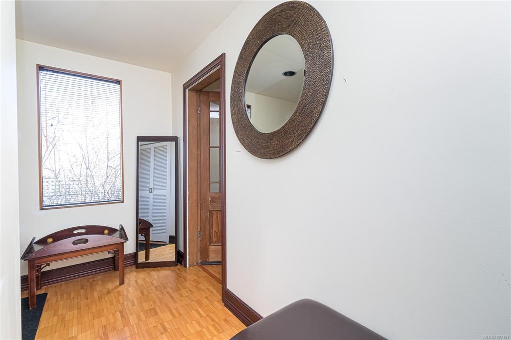 Third View of 1219 Pembroke St N, Victoria, BC, V8T 1J6