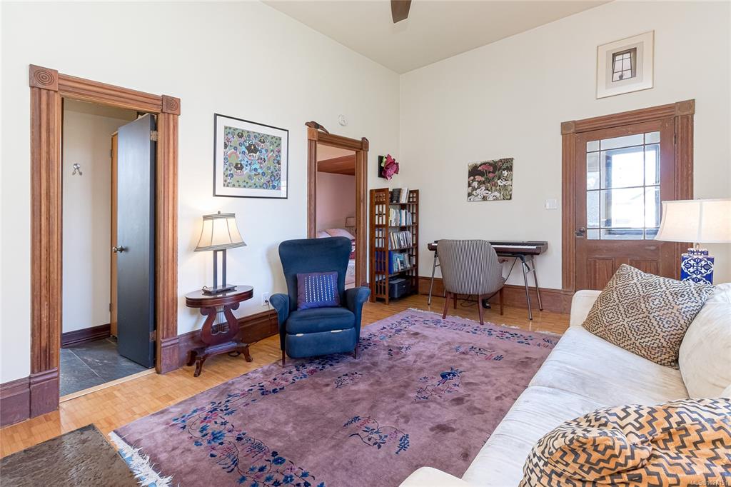 Fifth View of 1219 Pembroke St N, Victoria, BC, V8T 1J6