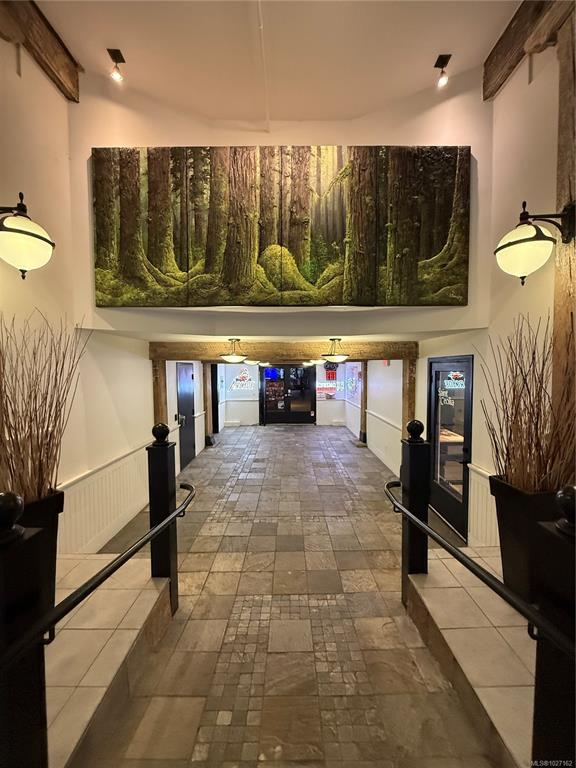 Fourth View of 535 Yates St, Victoria, BC, V8W 2Z6