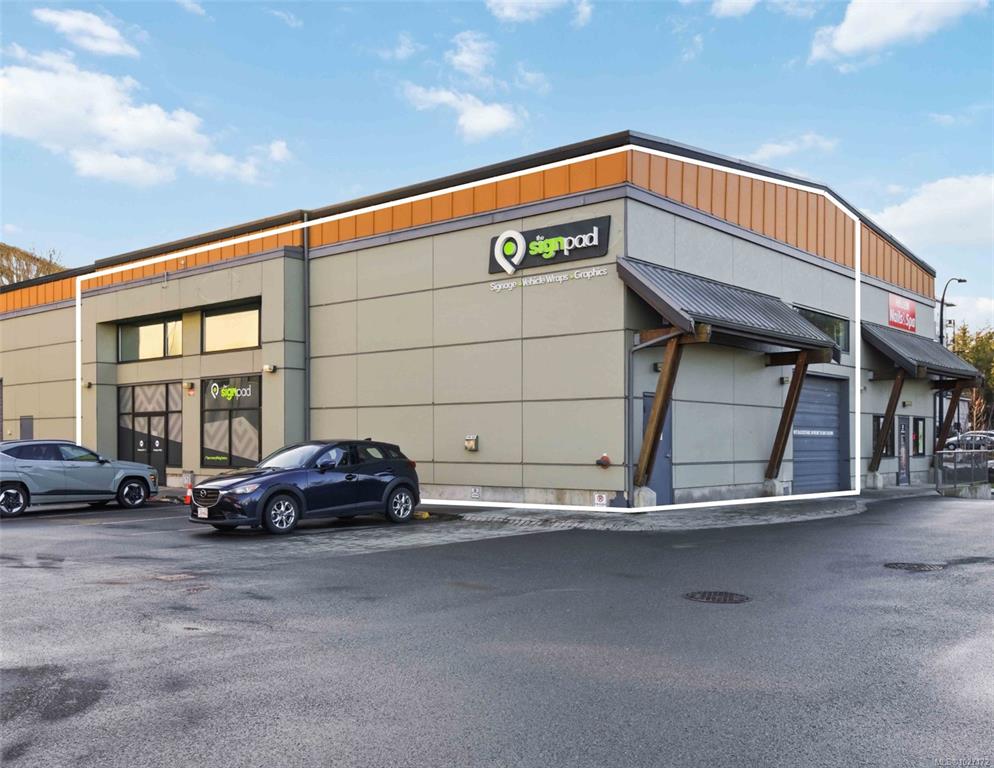 2675 Wilfert Rd, 1027172, BC,