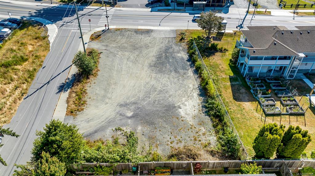 MLS® listing #30692906 for sale located at 2076 Otter Point Rd