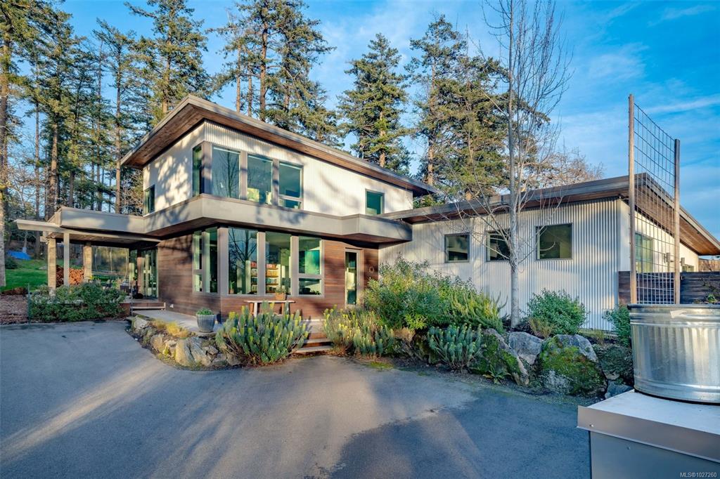Second View of 1230 Burnside Rd W, Saanich, BC, V8Z 1N7