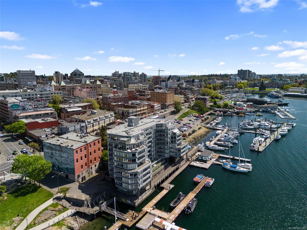 Third View of 1234 Wharf St, Victoria Regent, Victoria, BC, V8W 3H9