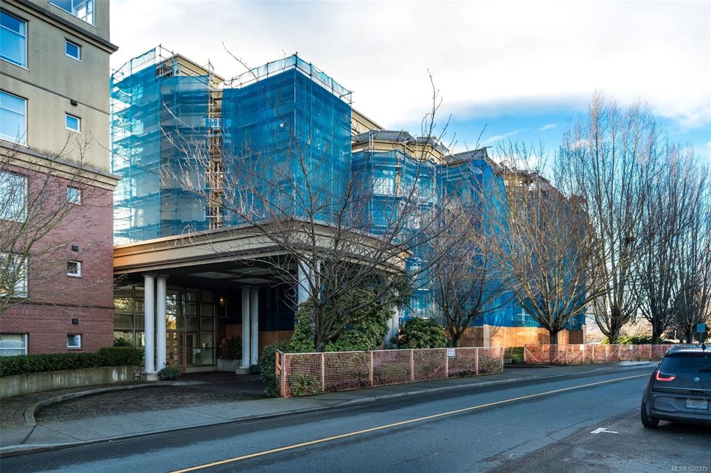 Third View of 165 Kimta Rd, Victoria, BC, V9A 7P1