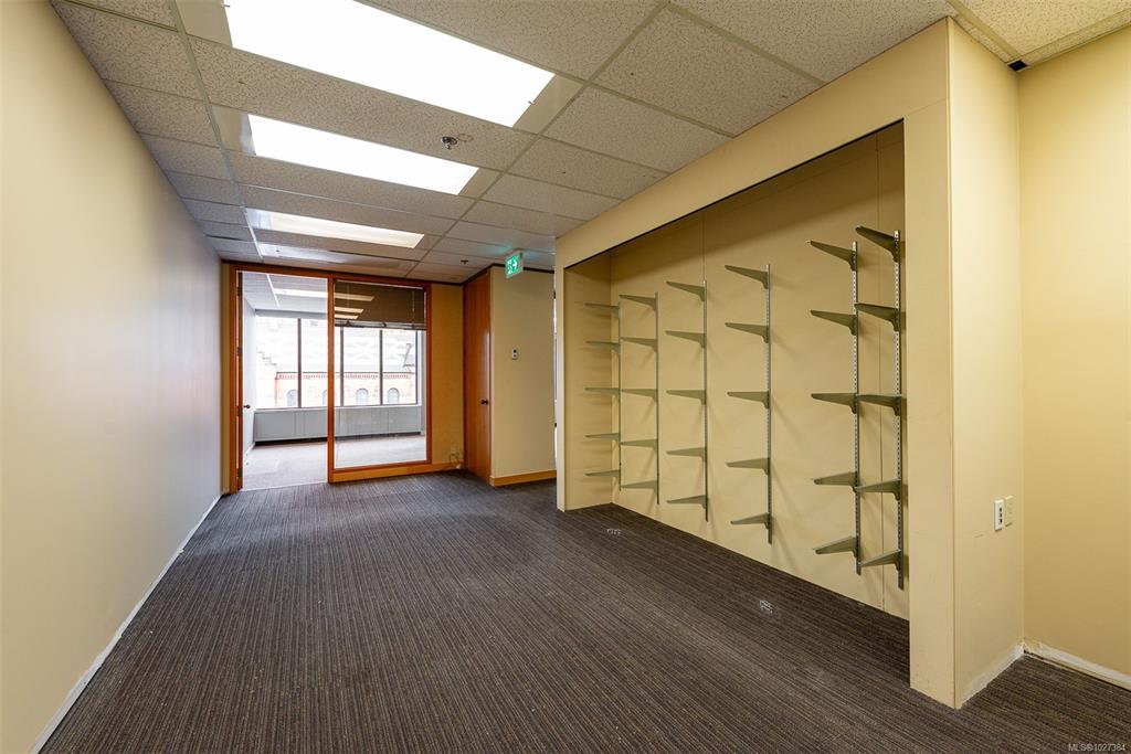 Fourth View of 850 Douglas St, Victoria, BC, V8W 2B7