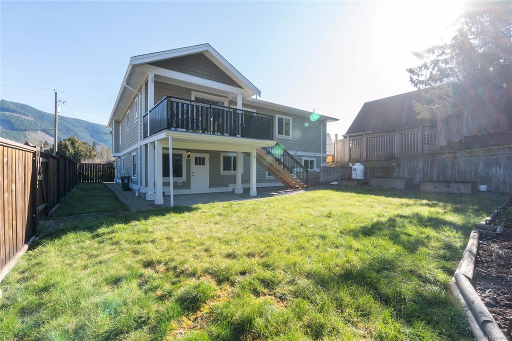 Fourth View of 40 Somenos St, Lake Cowichan, BC, V0R 2G0